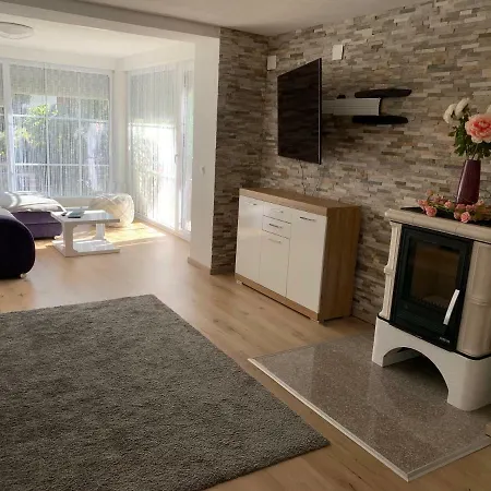 Terrassenwohnung In Bei Wuerzburg * Estenfeld