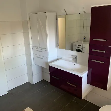 Apartment Terrassenwohnung In Bei Wuerzburg *