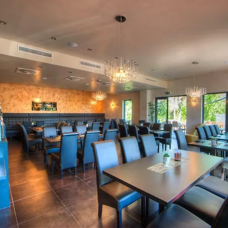 Διαμέρισμα Terrassenwohnung In Bei Wuerzburg *